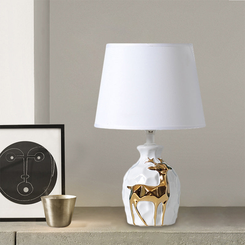 Lueur Iris - Lampe De Table Avec Socle Effilé En Forme De Vase à Cerf