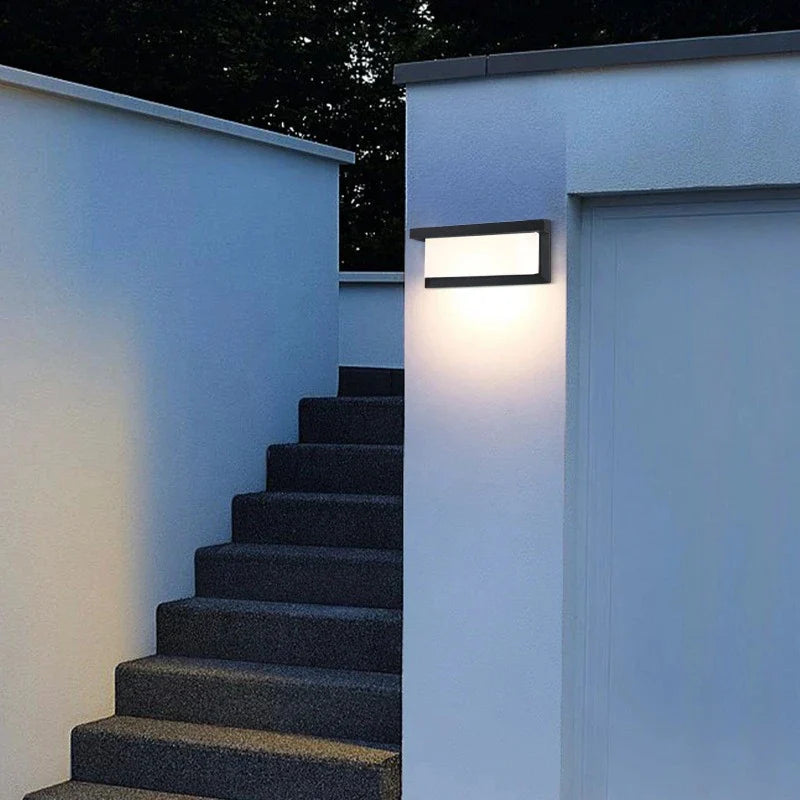 Éclat Horizon - Applique Murale LED Durable et Étanche