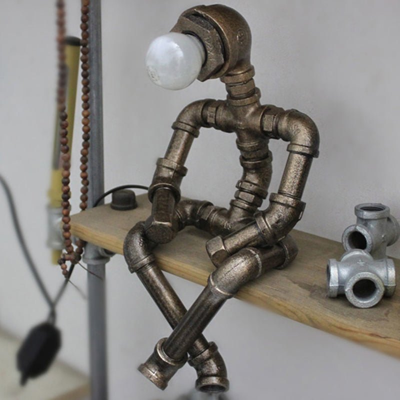 Lueur Robotique - Lampe Robot en Fer - Jubilisto