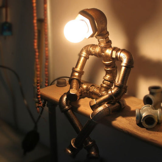 Lueur Robotique - Lampe Robot en Fer - Jubilisto